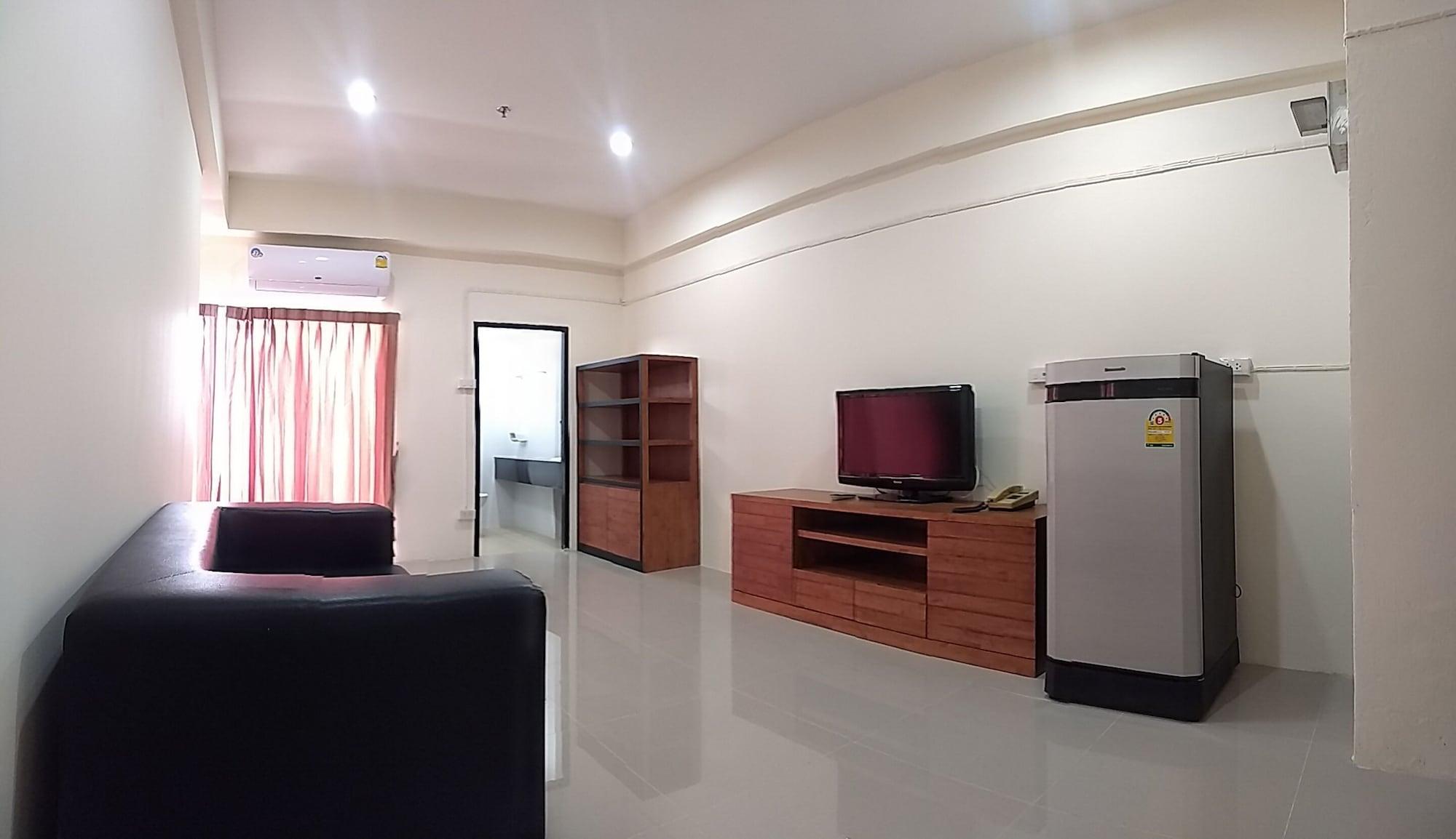Komol Residencia Bangkok Exterior foto