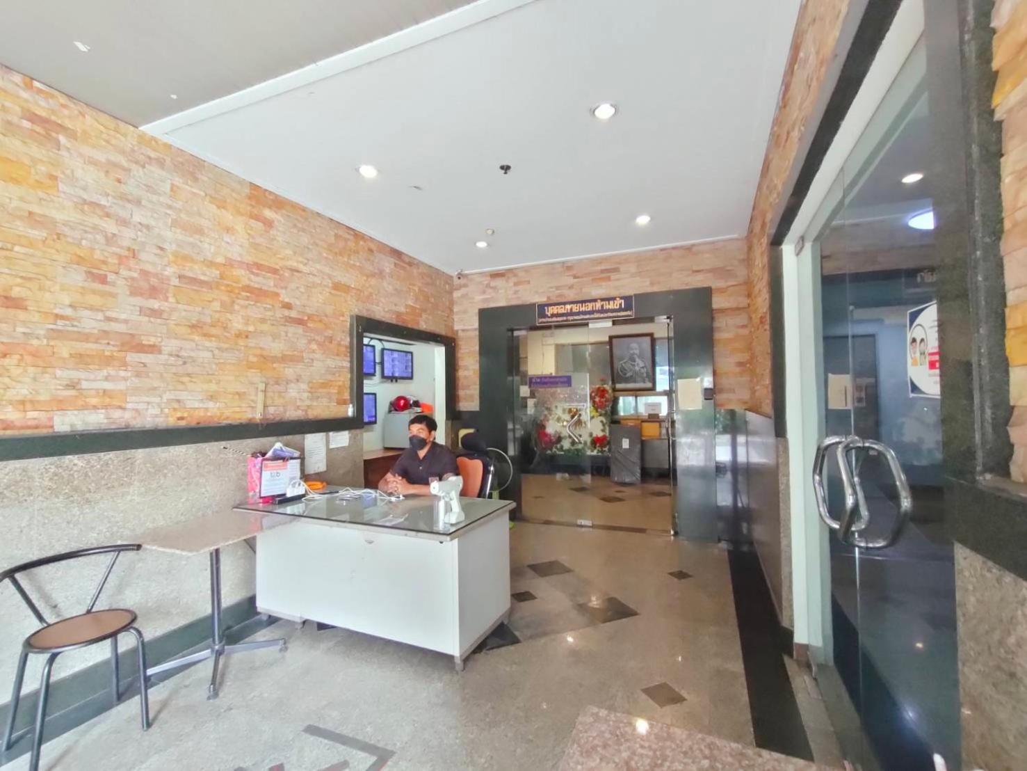 Komol Residencia Bangkok Exterior foto